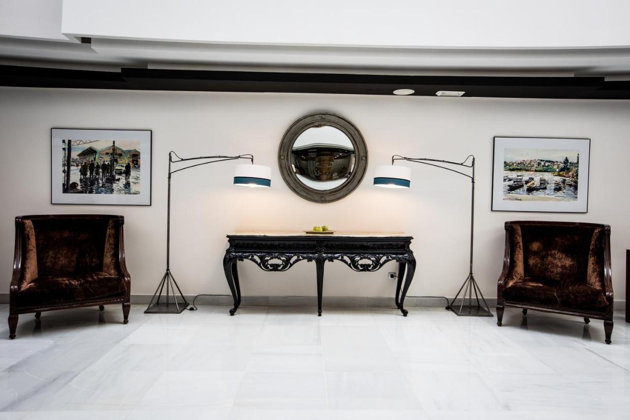 埃斯库德酒店 spa及海滩 比戈 外观 照片 Floor lamps