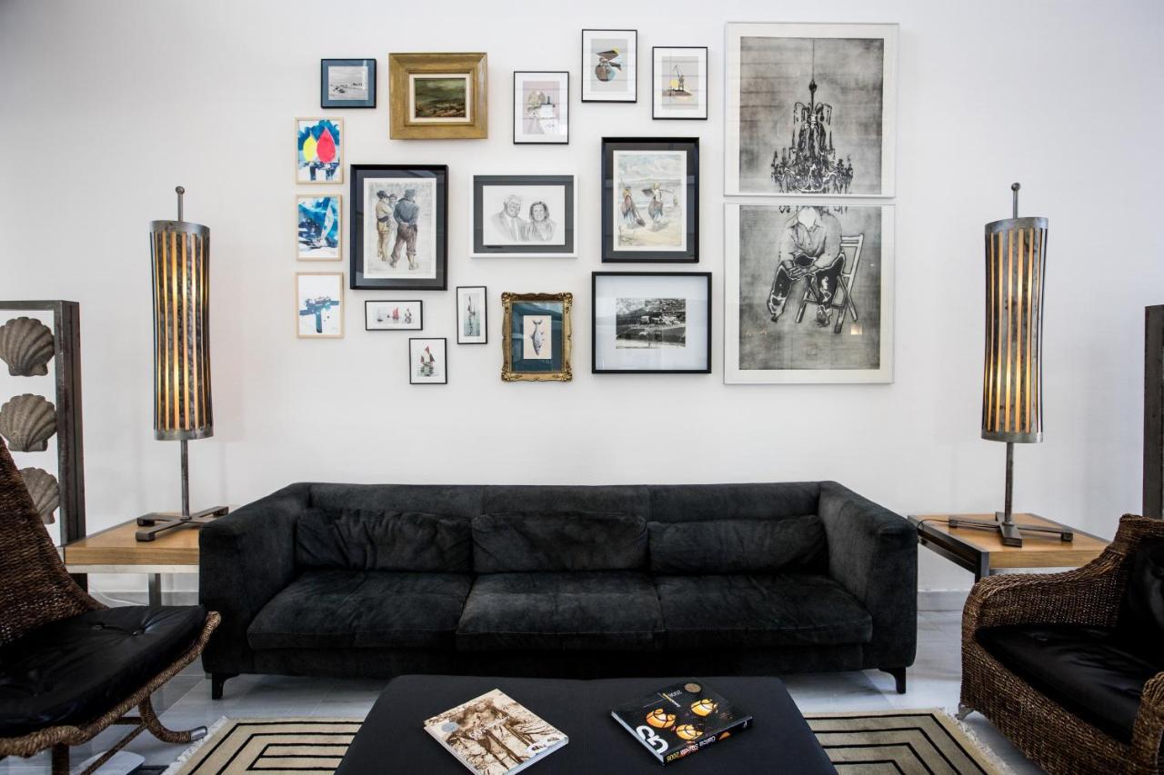 埃斯库德酒店 spa及海滩 比戈 外观 照片 A gallery wall