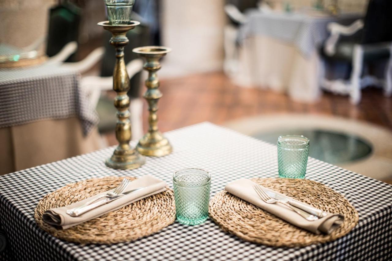 埃斯库德酒店 spa及海滩 比戈 外观 照片 A place setting