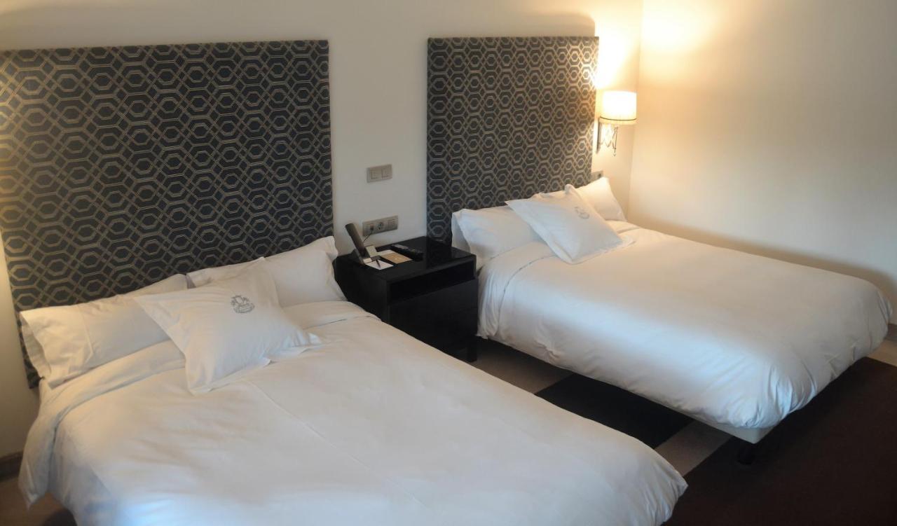 埃斯库德酒店 spa及海滩 比戈 外观 照片 A room at the hotel