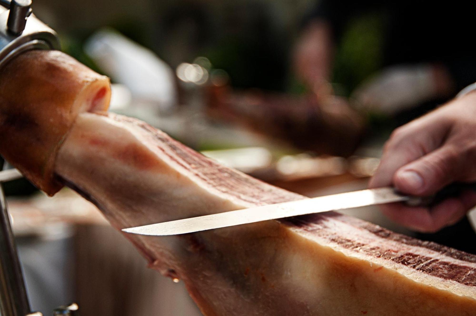 埃斯库德酒店 spa及海滩 比戈 外观 照片 Slicing ham